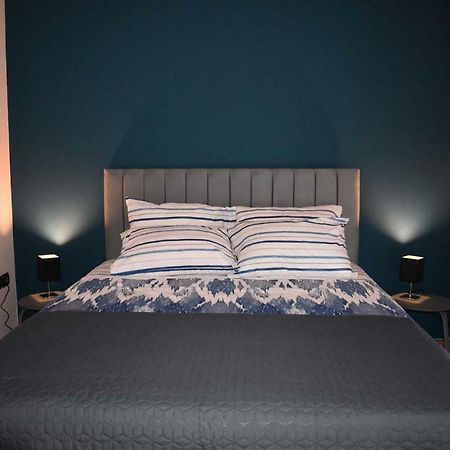 Katzen Room by the Metro Athen Exterior foto